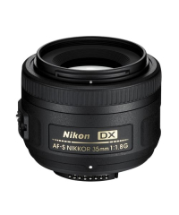 Nikon Nikkor 35mm DX Wide Angle Lens
